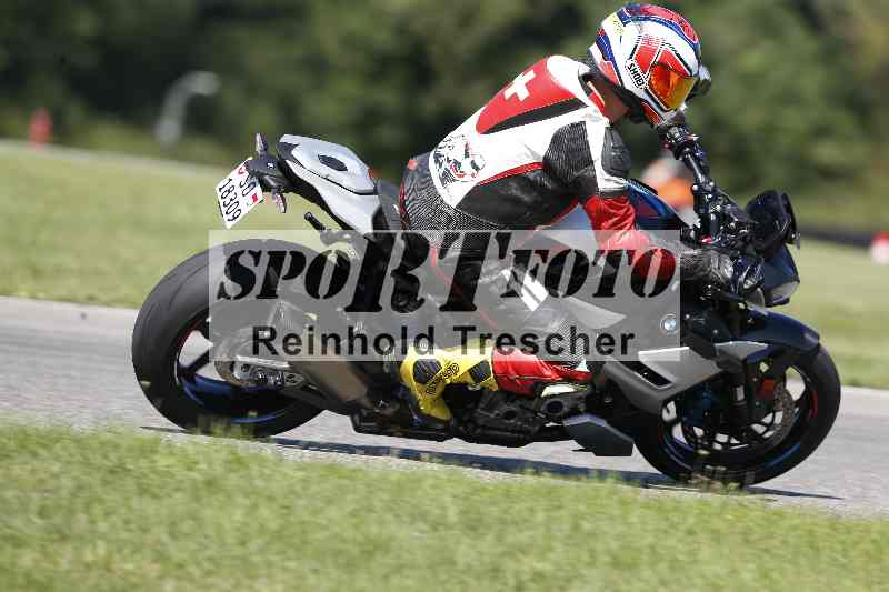 Archiv-2025/42 07.08.2025 Peter Studer Girls Day ADR/Gruppe blau/team